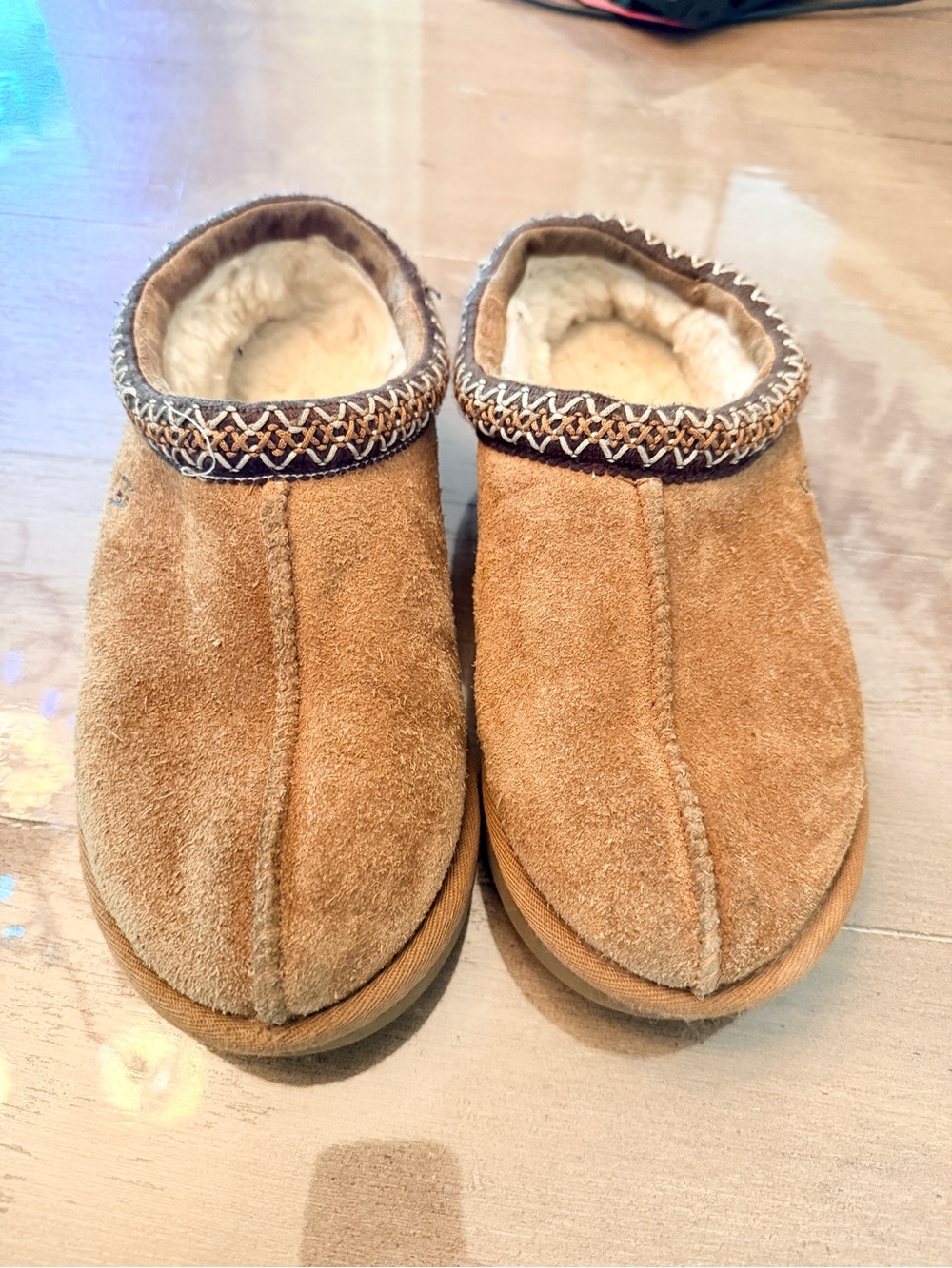 UGG Tasman Chestnut Suede Slippers Size 7